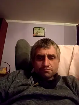 Snapshot of Gotowy40 chatting on 11-06-25, 02:12 Gotowy40 online show from 11-06-25, 02:12