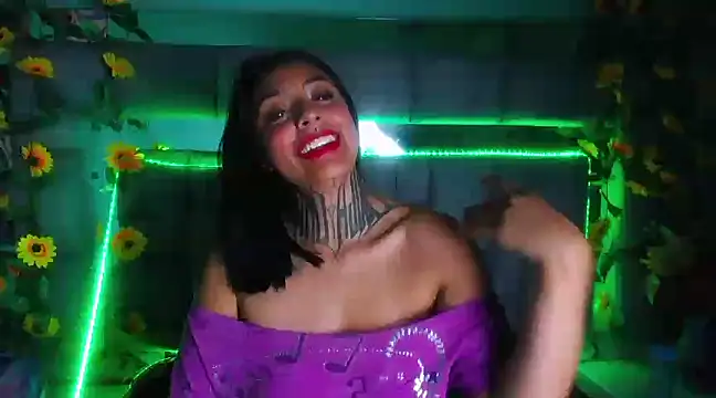 Snapshot of Lovely_celeste chatting on 02-15-25, 05:41 Lovely celeste online show from 02-15-25, 05:41