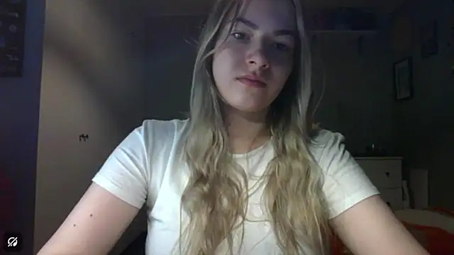 Snapshot of ROSIEx_sweet chatting on 11-19-25, 08:14 ROSIEx sweet online show from 11-19-25, 08:14