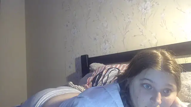 kila lo online show from 02-24-26, 09:13