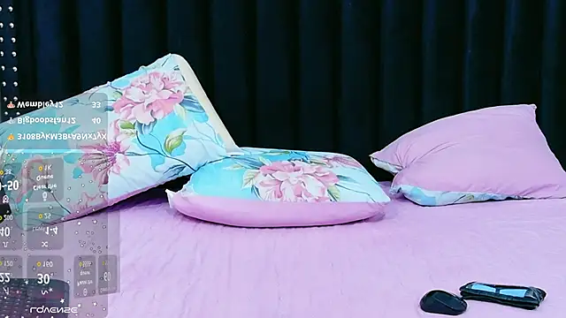 hornybarelylegalgirl online show from 04-04-26, 06:49