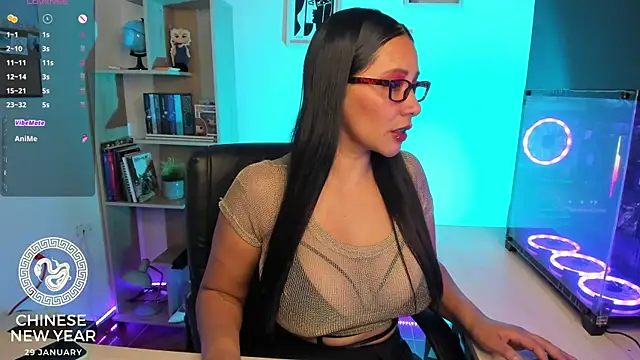 Snapshot of Sue_Wolls chatting on 01-24-25, 06:14 Sue Wolls online show from 01-24-25, 06:14