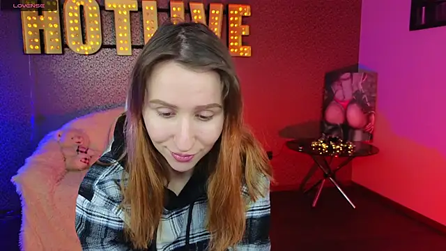 AliceBYKiss online show from 12-09-24, 12:19