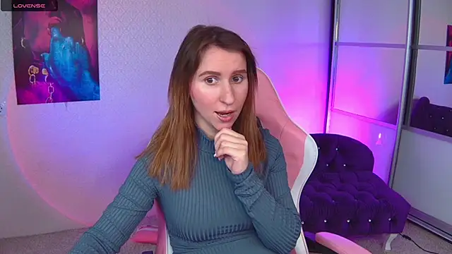 AliceBYKiss online show from 12-12-24, 01:39