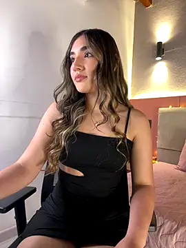 AniiRose online show from 09-19-25, 01:07