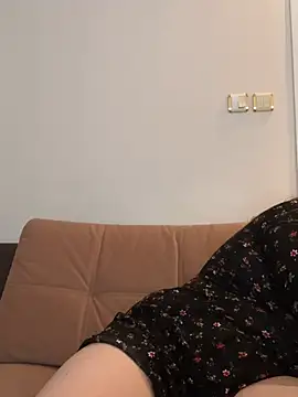 Snapshot of Dreamy_Kitty chatting on 01-23-25, 02:28 Dreamy Kitty online show from 01-23-25, 02:28