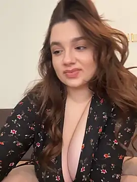 Snapshot of Dreamy_Kitty chatting on 01-27-25, 01:52 Dreamy Kitty online show from 01-27-25, 01:52