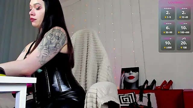 Snapshot of Vanessa_Ives_ chatting on 03-19-25, 05:52 Vanessa Ives online show from 03-19-25, 05:52