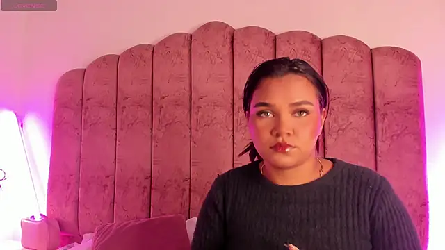 Carolina Evanss online show from 02-17-26, 03:47