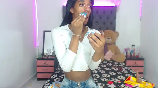 lucianadolll online show from 09-29-25, 02:11