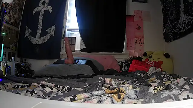 ATwinkie online show from 09-14-25, 03:44