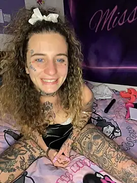 BlazyKitsune- online show from 01-13-25, 01:28