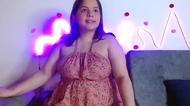 sophia cute1 1 online show from 09-18-25, 10:50