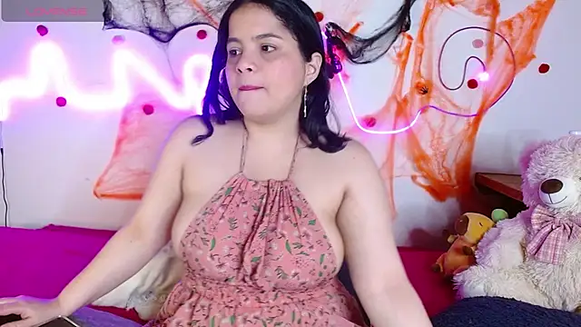 sophia cute1 1 online show from 10-30-25, 12:06