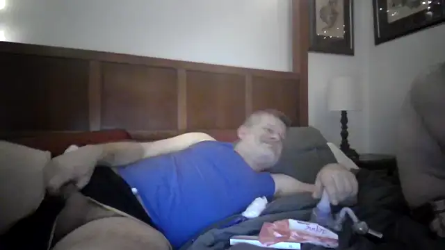 Snapshot of LARawAlways2 chatting on 12-01-25, 05:12 LARawAlways2 online show from 12-01-25, 05:12