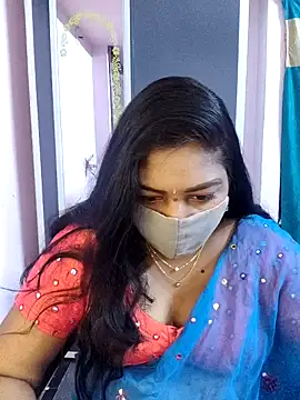 Snapshot of RomeoJuliet345 chatting on 02-25-26, 07:40 RomeoJuliet345 online show from 02-25-26, 07:40