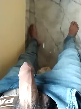 PracticalGum40 online show from 10-06-25, 02:09