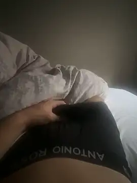 Snapshot of TheRealN1D chatting on 12-03-24, 11:11 TheRealN1D online show from 12-03-24, 11:11