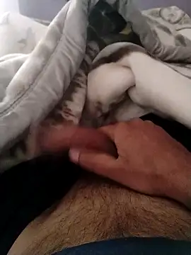 Snapshot of Noname333u chatting on 12-17-25, 04:51 Noname333u online show from 12-17-25, 04:51