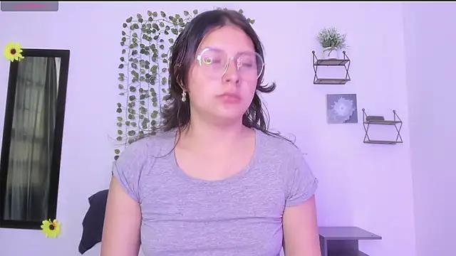 Noellesable online show from 01-30-25, 05:28