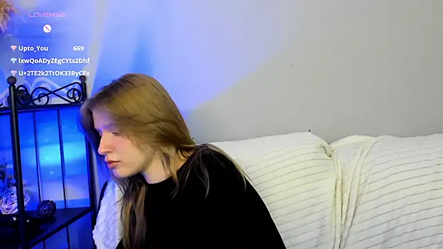 EvaStevs online show from 01-06-25, 04:15