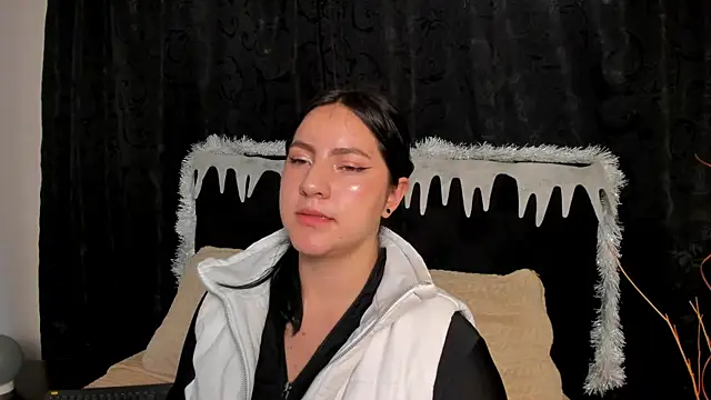 Snapshot of jenifer__power10 chatting on 12-04-25, 07:33 jenifer power10 online show from 12-04-25, 07:33