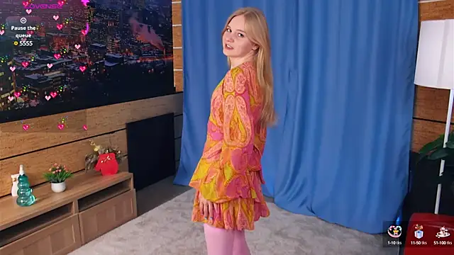 Snapshot of OdelinaFicken chatting on 01-22-25, 09:13 OdelinaFicken online show from 01-22-25, 09:13