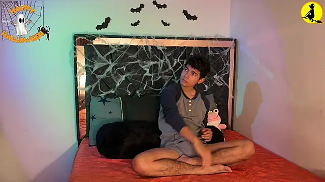 Snapshot of khonsu_s chatting on 10-20-25, 02:28 khonsu s online show from 10-20-25, 02:28