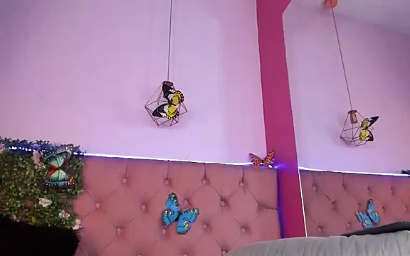 Snapshot of Anastasia_Whitee chatting on 01-31-25, 03:33 Anastasia Whitee online show from 01-31-25, 03:33