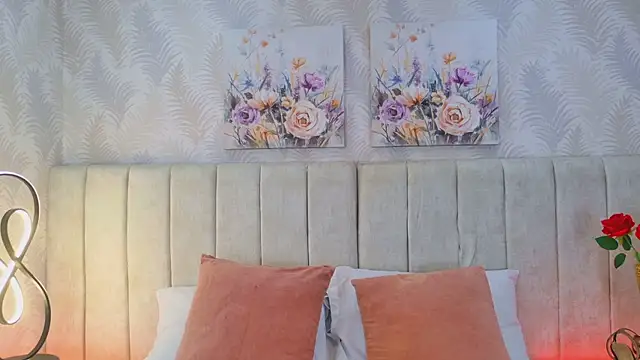 MeganCruzGB online show from 12-22-25, 12:35