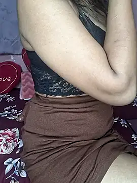 Aaliyalove1 online show from 02-14-25, 07:44