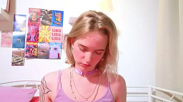 Snapshot of lolly_pie chatting on 12-09-24, 07:07 lolly pie online show from 12-09-24, 07:07