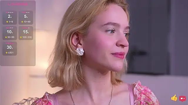 Snapshot of lolly_pie chatting on 12-30-24, 04:08 lolly pie online show from 12-30-24, 04:08