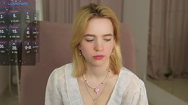 Snapshot of lolly_pie chatting on 02-09-25, 03:56 lolly pie online show from 02-09-25, 03:56