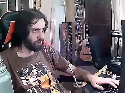 Snapshot of johnwood88 chatting on 02-20-25, 10:48 johnwood88 online show from 02-20-25, 10:48