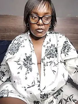 CHERRYYUMMY online show from 04-01-26, 07:55