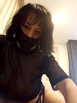 Snapshot of Siyahinci34 chatting on 12-19-24, 12:34 Siyahinci34 online show from 12-19-24, 12:34