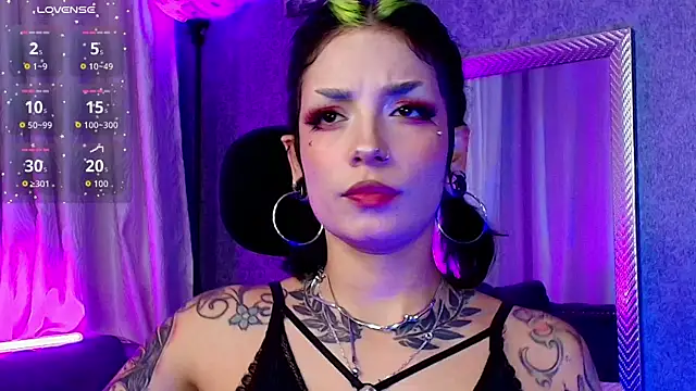 Snapshot of _mamush chatting on 09-19-25, 10:32 mamush online show from 09-19-25, 10:32