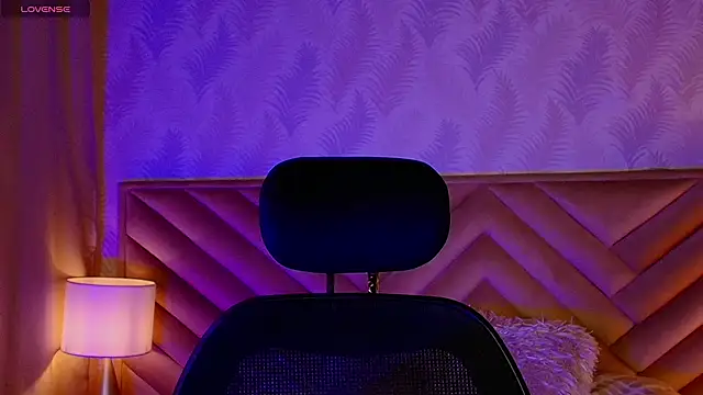 Snapshot of _mamush chatting on 09-25-25, 10:24 mamush online show from 09-25-25, 10:24