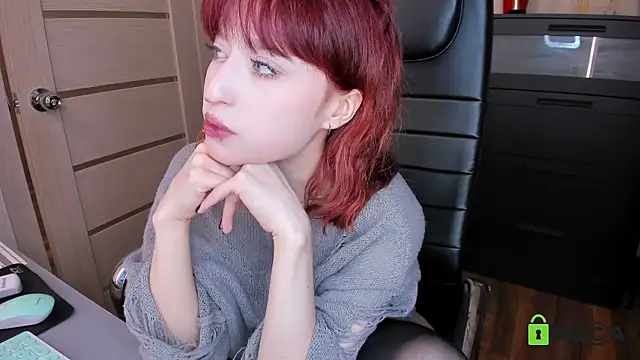 Snapshot of ElizaNik_ chatting on 05-15-26, 11:12 ElizaNik online show from 05-15-26, 11:12