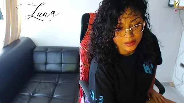 Lunavega1 online show from 09-10-25, 04:18