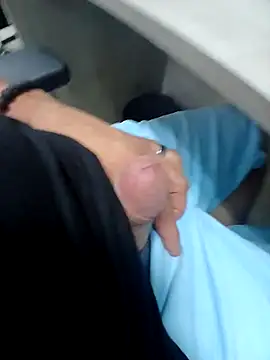 Snapshot of jezusex chatting on 03-13-25, 08:22 jezusex online show from 03-13-25, 08:22