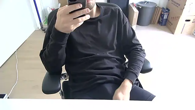 taallguyy 196 online show from 06-14-26, 10:39