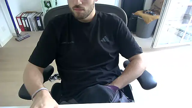 taallguyy 196 online show from 07-29-26, 10:35