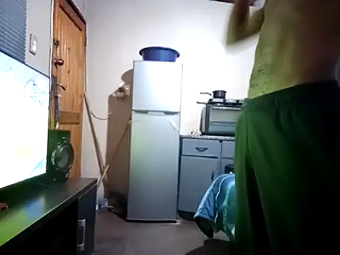 Snapshot of Ben10Pervet chatting on 01-14-26, 08:25 Ben10Pervet online show from 01-14-26, 08:25