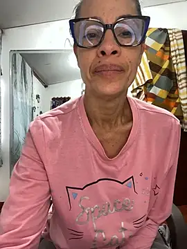 Snapshot of Goddess-Love- chatting on 06-14-26, 11:01 Goddess-Love- online show from 06-14-26, 11:01