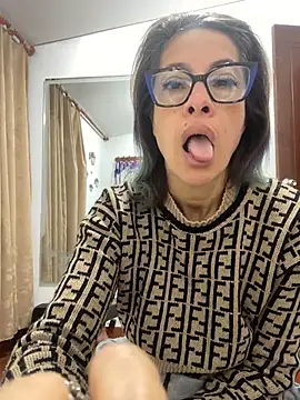 Snapshot of Goddess-Love- chatting on 07-17-26, 10:44 Goddess-Love- online show from 07-17-26, 10:44