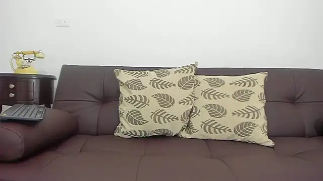 Amir mikelsen online show from 02-22-25, 01:02