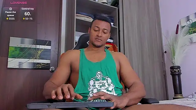 Snapshot of AnthonyWhite24 chatting on 05-23-26, 05:50 AnthonyWhite24 online show from 05-23-26, 05:50