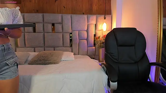 Saori newman online show from 03-21-25, 11:44